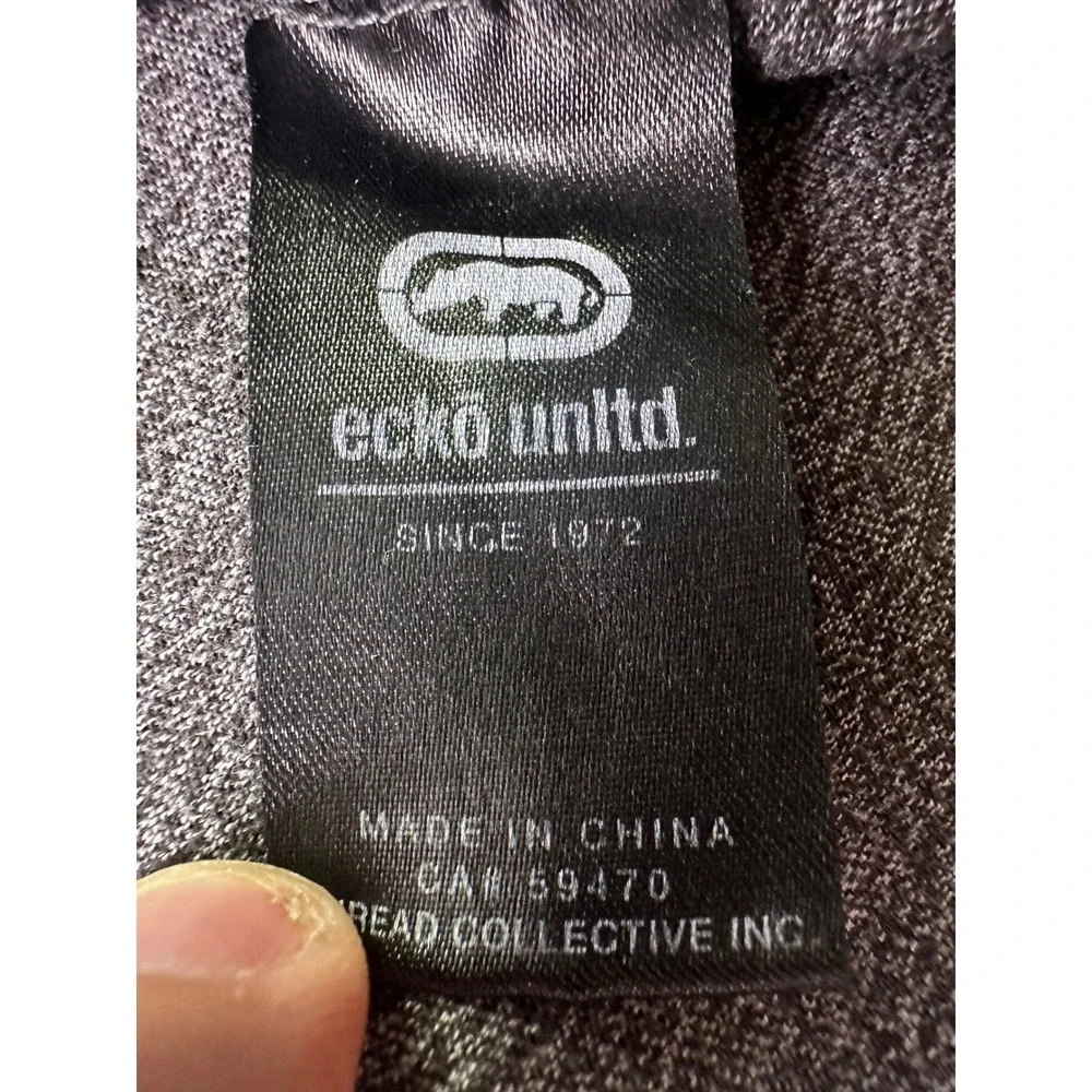 Ecko Unltd Y2K Men Gray Heather V Neck Short Sleeve Graphic T Shirt World Famous